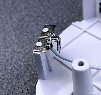 撬開Google Wifi路由器，一窺內(nèi)部天線的布局與設(shè)計(jì)巧思
